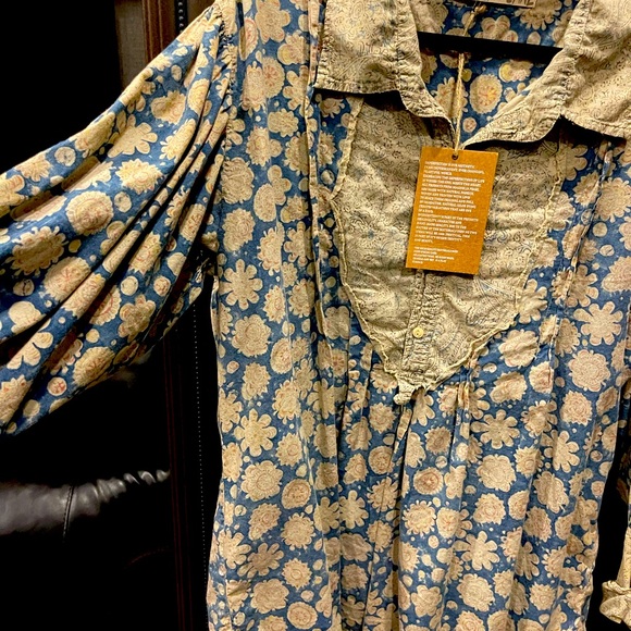 BRAND NEW🦋AUTHENTIC MAGNOLIA PEARL , DISTRESSED TOP, NWT - Picture 3 of 7